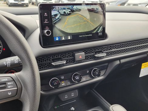 Used 2026 Honda HR-V LX image 10