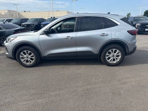 Used 2024 Ford Escape Active AWD/4WD image 6