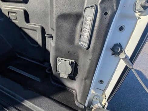 Used 2022 GMC Sierra 2500 SLT image 34