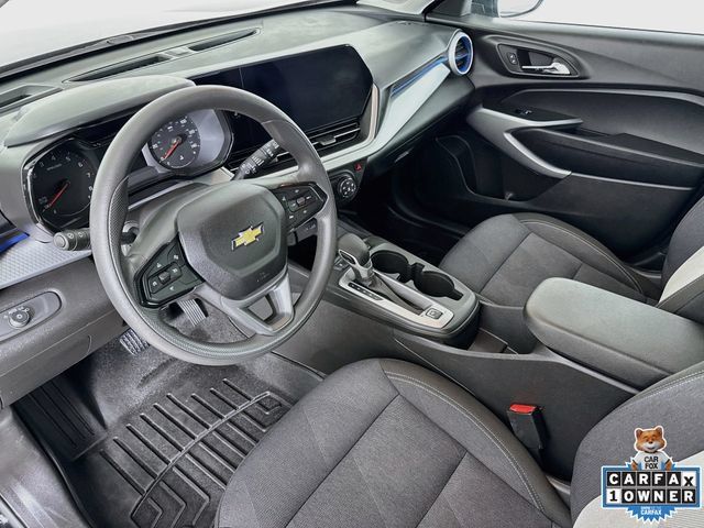 Used 2025 Chevrolet Trax LS w/ LS Convenience Package FWD image 14