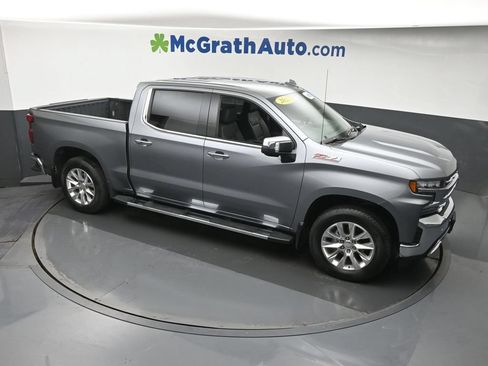 Used 2022 Chevrolet Silverado 1500 LTZ AWD/4WD image 3