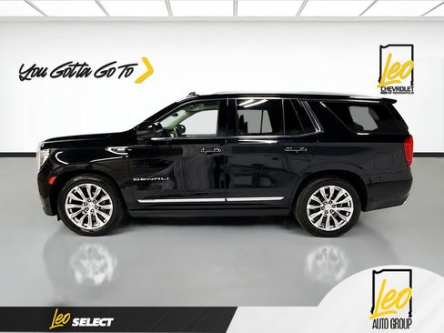 Used 2024 GMC Yukon Denali w/ Denali Reserve Package AWD/4WD image 8
