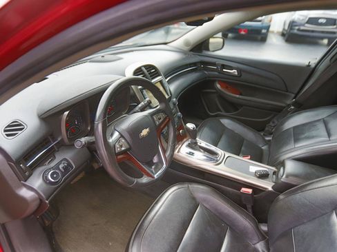 Used 2013 Chevrolet Malibu LTZ FWD image 4