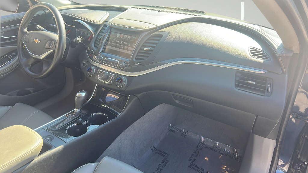 Used 2019 Chevrolet Impala LT FWD image 22