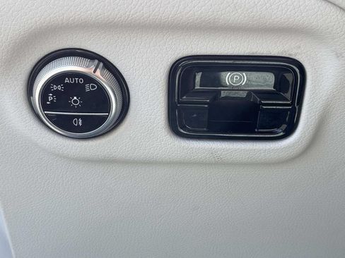 Used 2023 Mercedes-Benz EQE 350+ Sedan image 28