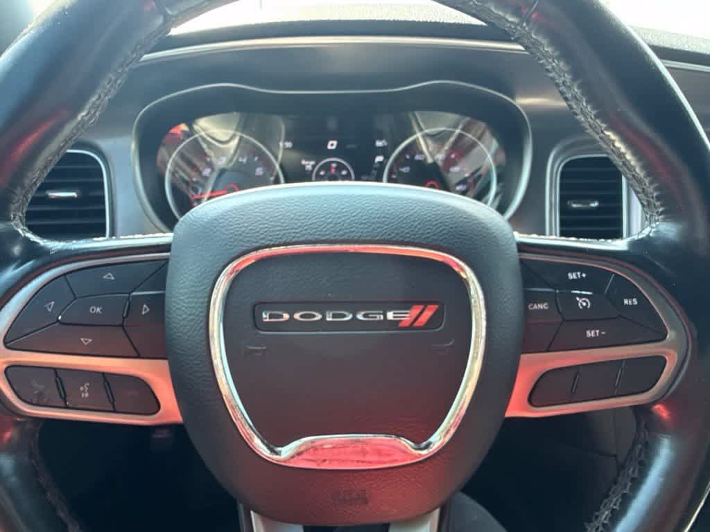 Used 2020 Dodge Charger SXT w/ Leather Interior Group RWD image 24