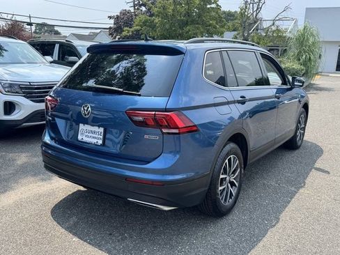 Used 2019 Volkswagen Tiguan SE w/ Panoramic Sunroof Package AWD/4WD image 5