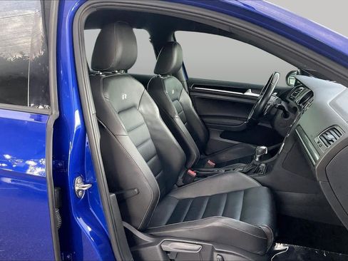 Used 2017 Volkswagen Golf R 4-Door AWD/4WD image 9