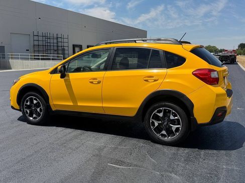 Used 2015 Subaru Crosstrek 2.0i Premium w/ Special Edition Package AWD/4WD image 8