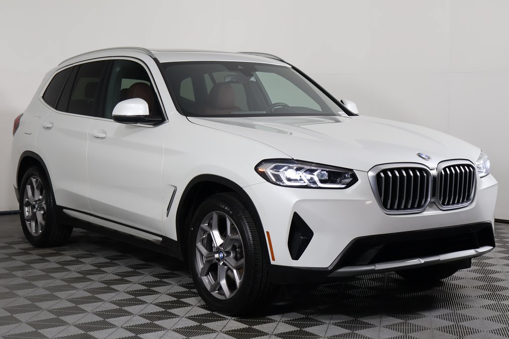 Certified 2024 BMW X3 sDrive30i w/ Convenience Package RWD image 3