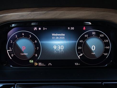 New 2026 Volkswagen Atlas SE image 10