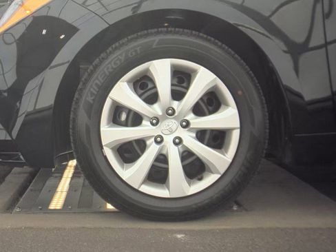 Used 2026 Toyota Corolla LE image 10