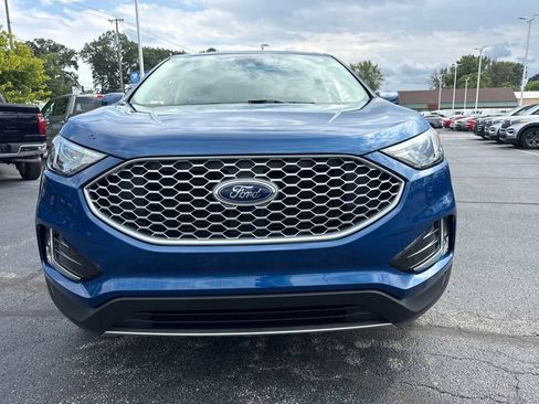 Used 2024 Ford Edge SEL w/ Convenience Package AWD/4WD image 3
