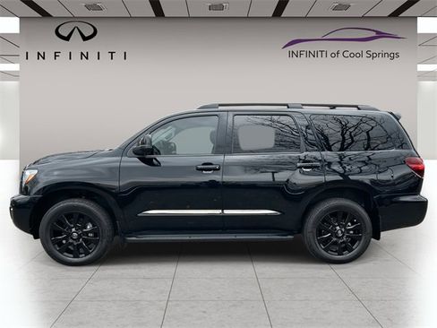 Used 2021 Toyota Sequoia Nightshade image 4