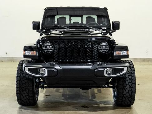 Used 2023 Jeep Gladiator Sport AWD/4WD image 2