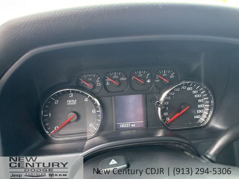 Used 2017 Chevrolet Silverado 1500 Custom w/ Custom Convenience Package AWD/4WD image 20