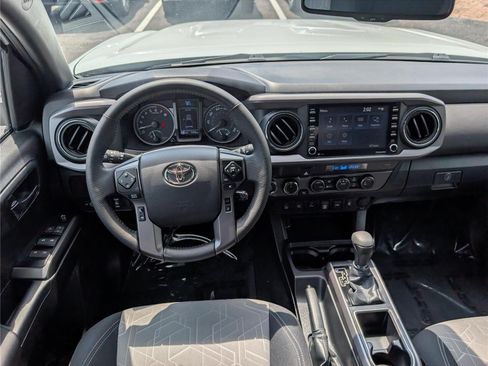 Used 2023 Toyota Tacoma TRD Off-Road w/ Technology Package AWD/4WD image 16