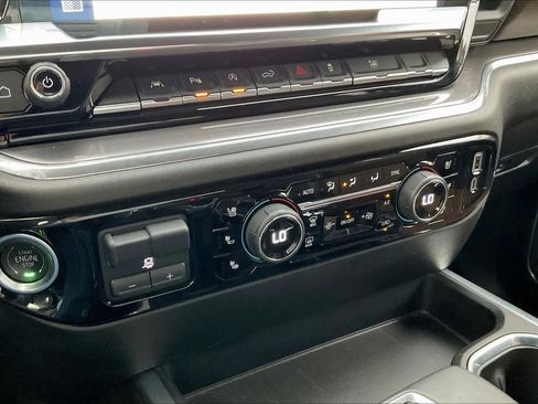 Certified 2025 Chevrolet Silverado 1500 High Country image 32