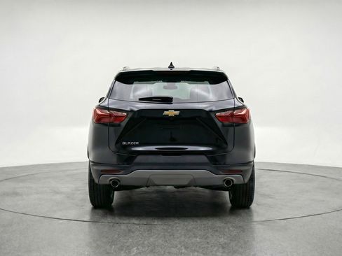 Used 2025 Chevrolet Blazer LT image 7