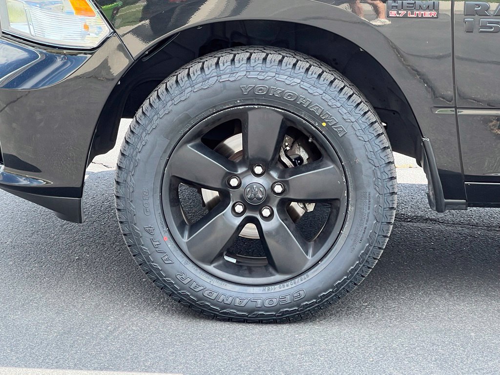 Used 2018 RAM 1500 Express w/ Black Ram 1500 Express Group RWD image 14