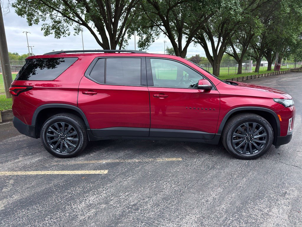 Used 2023 Chevrolet Traverse RS w/ LPO, Floor Liner Package AWD/4WD image 13