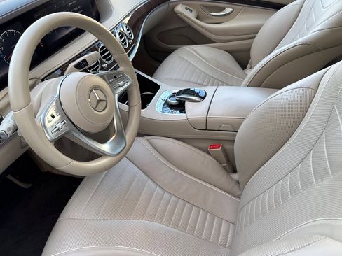 Used 2019 Mercedes-Benz S 560 Sedan image 20