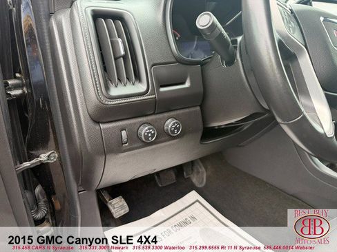 Used 2015 GMC Canyon SLE image 17