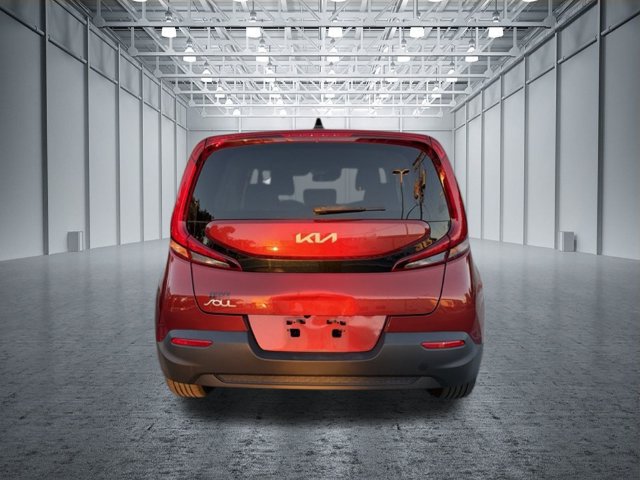 Used 2022 Kia Soul LX w/ Technology Package FWD image 6