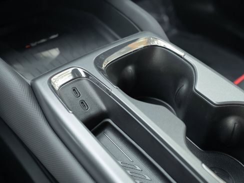 New 2026 Chevrolet Equinox EV RS image 30