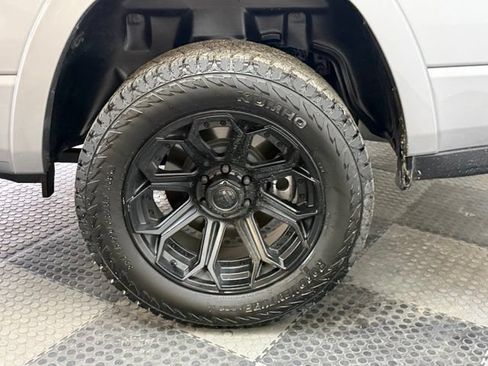 Used 2025 RAM 1500 Big Horn AWD/4WD image 15