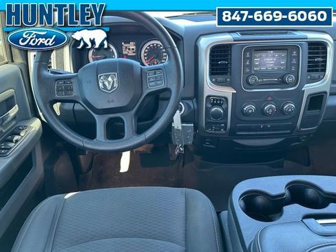 Used 2014 RAM 1500 Classic SLT image 9