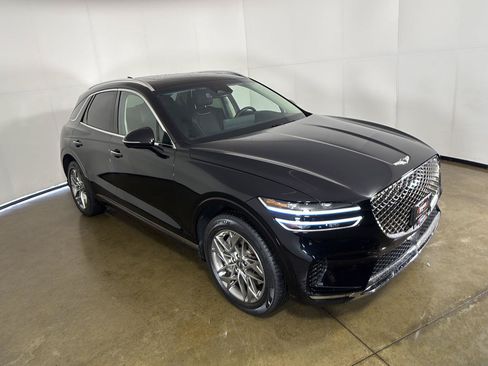 Used 2024 Genesis GV70 2.5T w/ Advanced Package AWD/4WD image 7