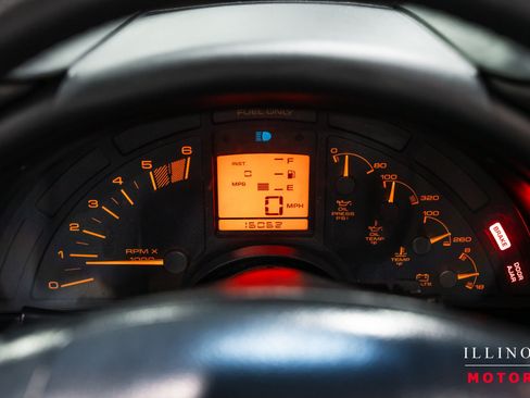 Used 1991 Chevrolet Corvette Convertible RWD image 19