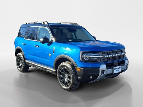 Used 2025 Ford Bronco Sport Badlands image 8