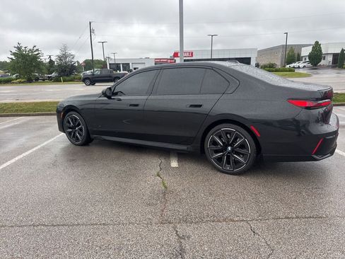 Used 2023 BMW 740i RWD image 4