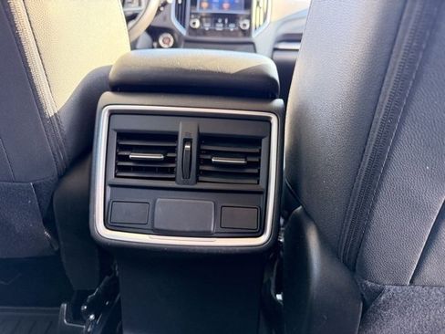 Used 2023 Subaru Forester Premium image 15