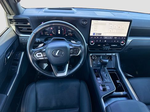 Used 2024 Lexus GX 550 w/ Accessory Package (Z1) image 18