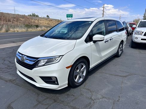 Used 2018 Honda Odyssey EX-L image 2