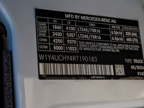 New 2024 Mercedes-Benz eSprinter 170 Cargo image 31