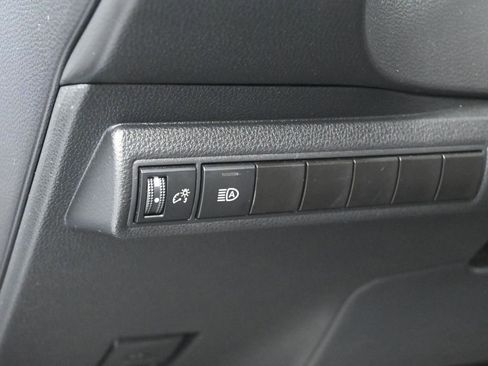 Used 2021 Toyota Corolla LE image 14