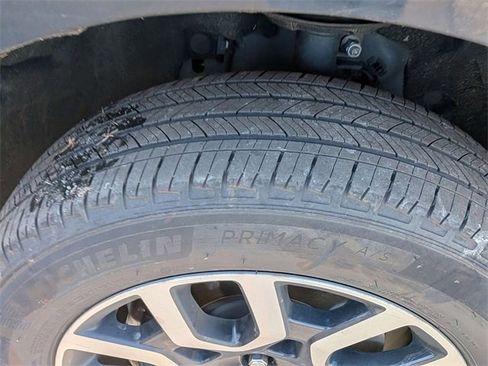 Used 2023 Ford Maverick Lariat w/ Lariat Luxury Package image 11