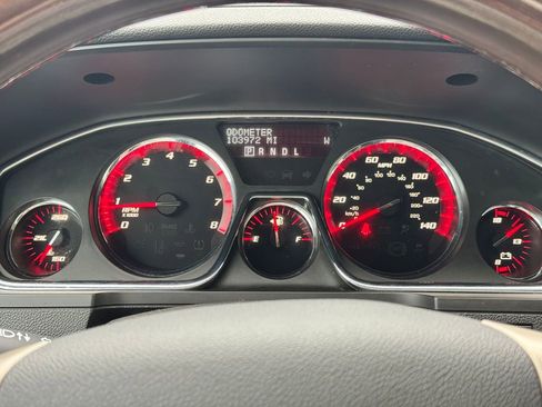 Used 2016 GMC Acadia Denali image 54