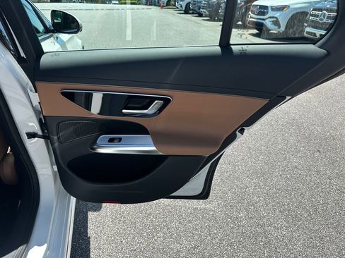 New 2026 Mercedes-Benz E 350 4MATIC Sedan image 17