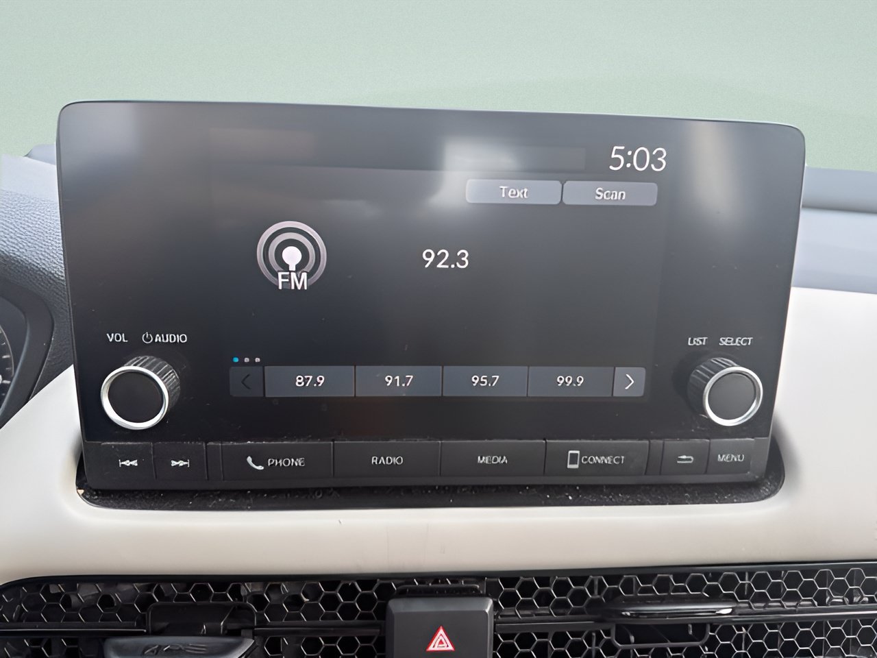 Used 2024 Honda HR-V LX image 24