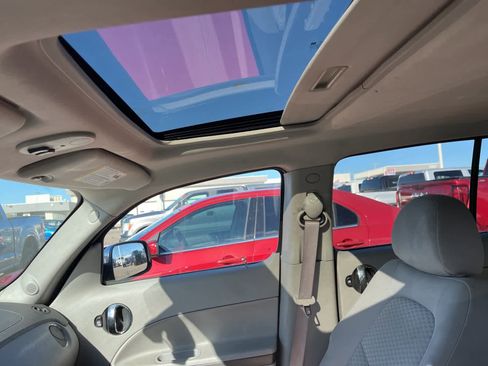 Used 2006 Chevrolet HHR LT w/ Preferred Equipment Group image 22