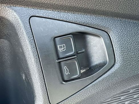 Used 2024 Volkswagen Jetta SE FWD image 17