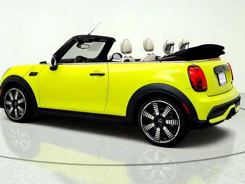 Used 2024 MINI Cooper S FWD image 7