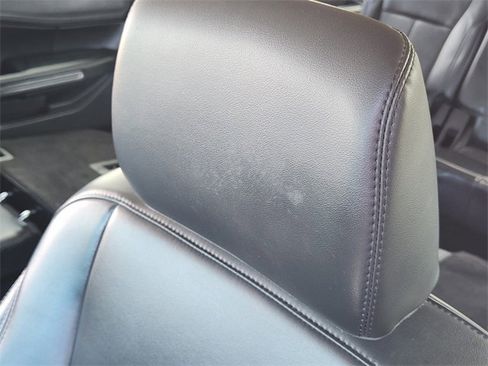 Used 2024 Ford Expedition XLT image 16