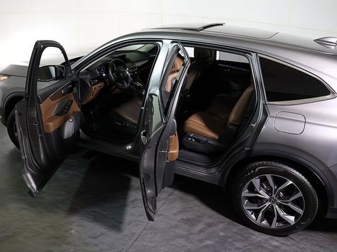 Certified 2024 Acura MDX SH-AWD w/ Technology Package image 5