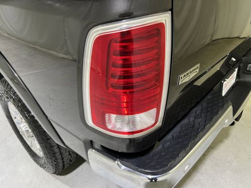 Used 2017 RAM 2500 Laramie AWD/4WD image 10